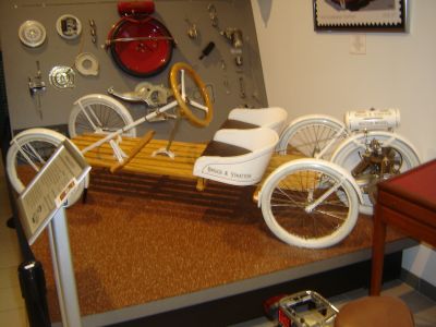 a trip through the AACA Museum
