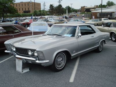 Long Distance in a Classic, 35 years or older
1963 owned by Ben Dunbar, who drove 1,160 from Jupiter, FL
