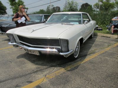 First Place Gran Sport / GS
1965, owned by Brian Gaffney, Plainfield, IL
