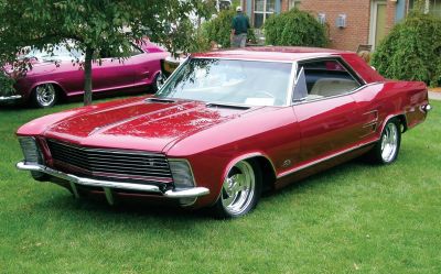 First Place Modified / Custon
1963, owned by Mike & Jane Jones, Peotone, IL
