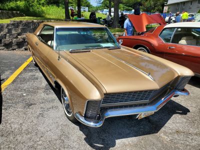 Gran Sport / GS Class 
1965, Tan, Roger Deiterman, Brighton, CO
