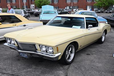 Modified Class ...
1971, Owned by Rosemarie & Jerry Roberts, Louisville, KY
