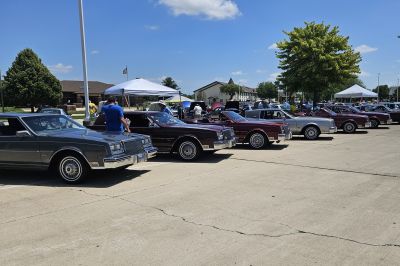 The Sixth Generation “Lined-Up” for the Show
