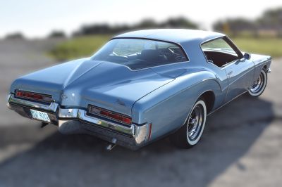 Our Best of Show Riviera … 
Crystal Blue Metallic 1972, Owned by Jeff Tarr, Springfield, IL
